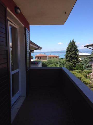 Bardolino Lake Apartments Экстерьер фото