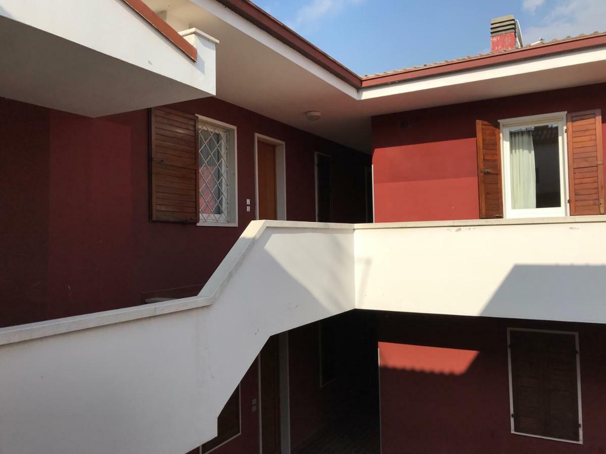 Bardolino Lake Apartments Экстерьер фото